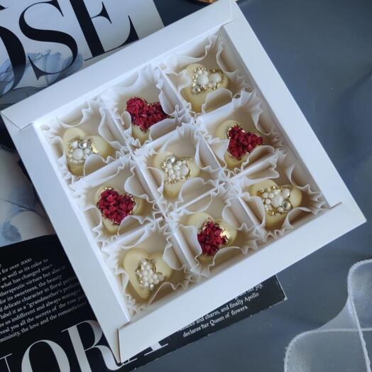 Шоколадные сердца в подарок девушке, маме, жене