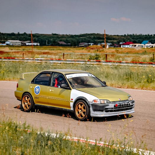 Подарочный сертификат «Дорожная школа безопасности (лето)» (8 часов (4 часа лекций и 4 часа практики), 1 человек)