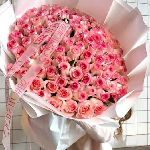 101 WOW роза в фирменной упаковке