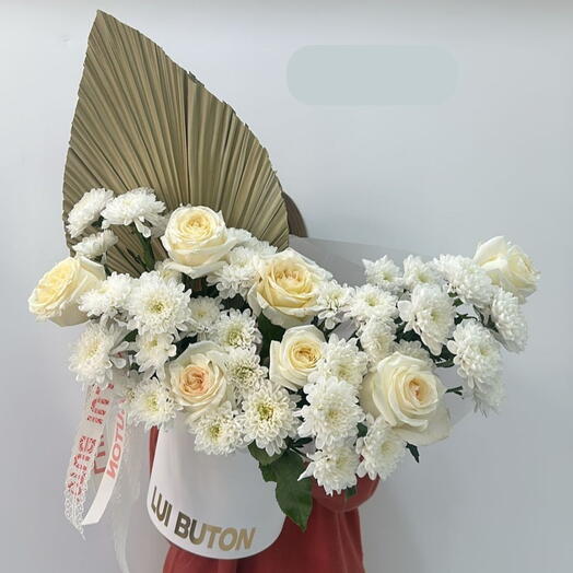 Композиция "Белые оттенки"