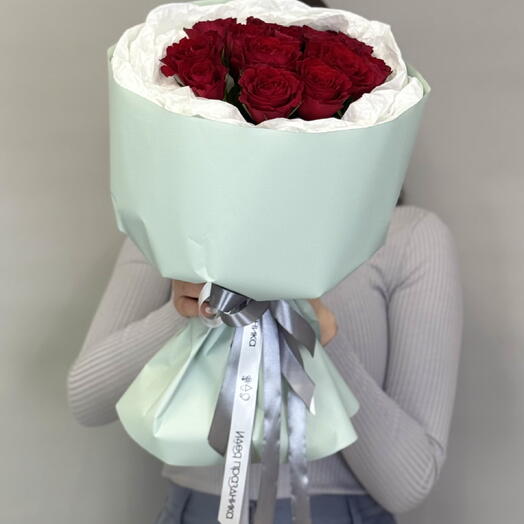 Букет из 15 красных миниатюрных роз