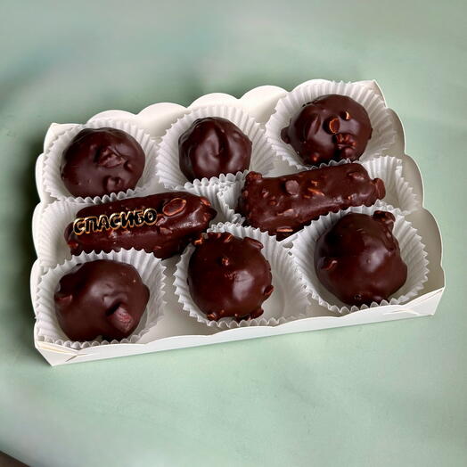 Набор ассорти пирожное -картошка и глазированные домашние сырочки