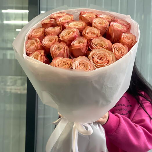 Пионодная Роза сорта Кахала