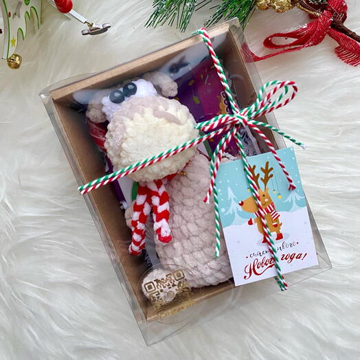 Новогодний подарочный набор с символом года