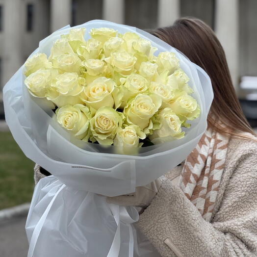 Букет 25 роз 60см