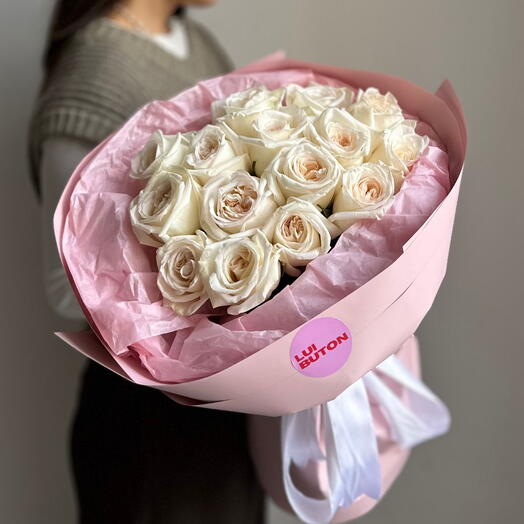 Букет "15 пионовидных роз White O Hara"