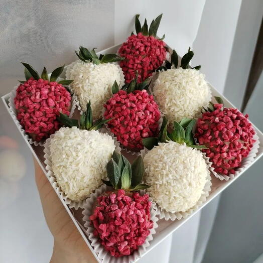 Клубничка в шоколаде