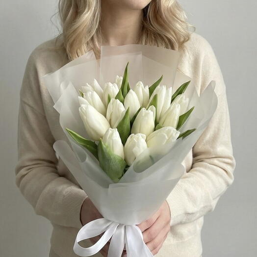 Букет из 15 белых тюльпанов Вайт Принц - White Prince M .677