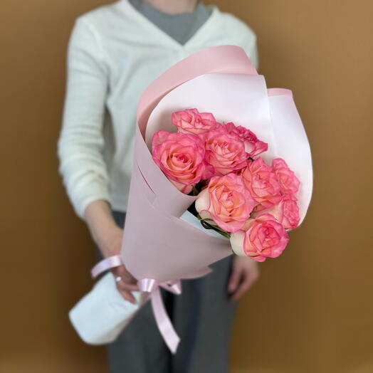 Букет из 9 нежных роз