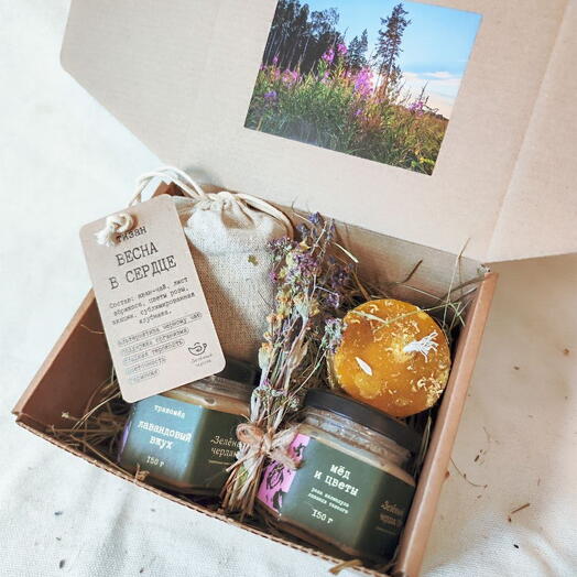 Бокс подарочный к 8 марта «Весна в сердце»