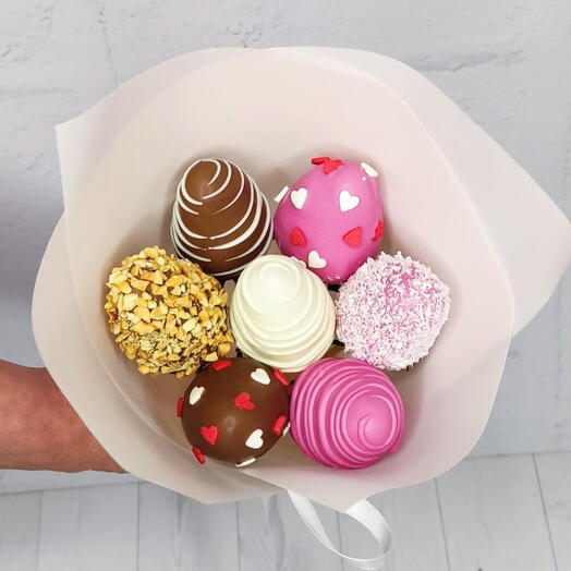 Sweet Love Treat Bouquet – Chocolate   Strawberry Delight