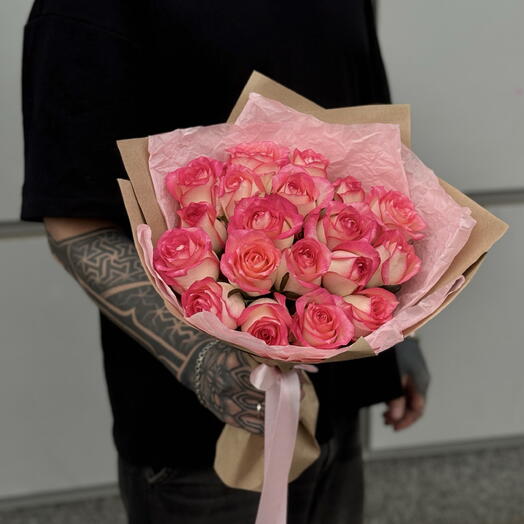 Букет 🌸 из 19 Розовых Роз Джумилия 💥