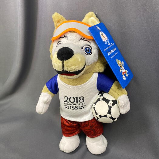 Волк маленький игрушка Футбол 2018
