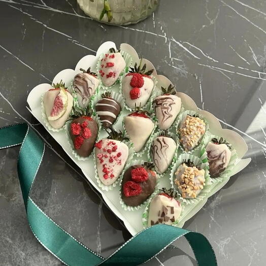 Шоколадный каприз 🍓🍫