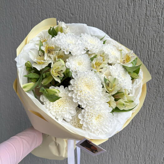 Нежный стойкий букет