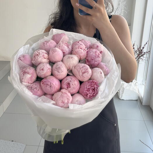 Букет пионов Fleur