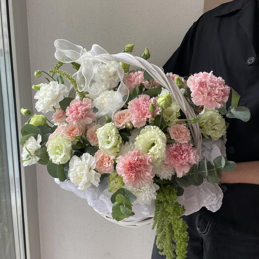 Корзины с розой, гвоздикой, эустомой