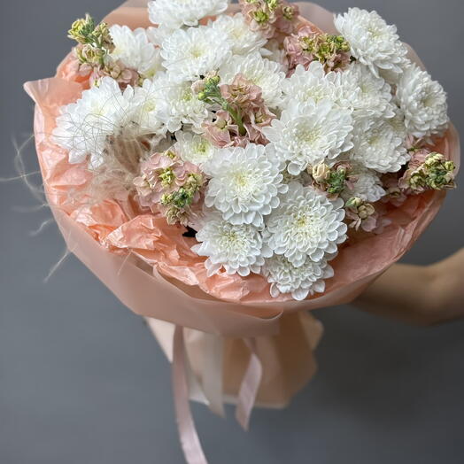 Букет из хризантем и маттиолы🌼