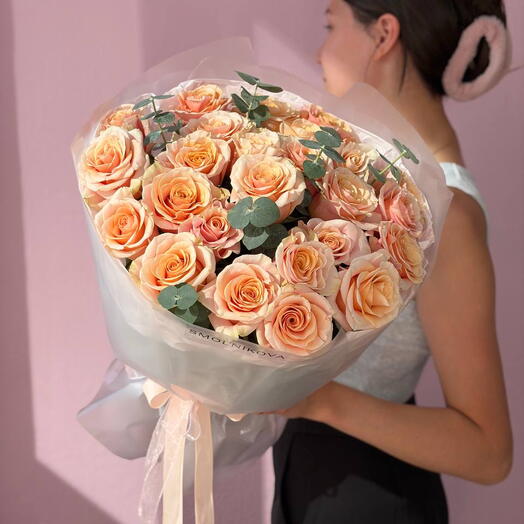 25 красивых персиковых роз Эквадор 🧡
