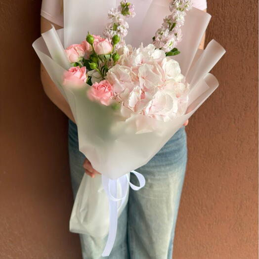 Букет комплимент с гортензией🌸