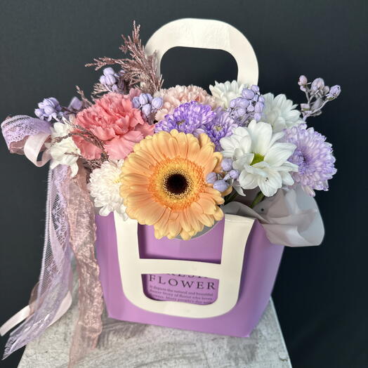 Яркая композиция с герберой и хризантемой💜