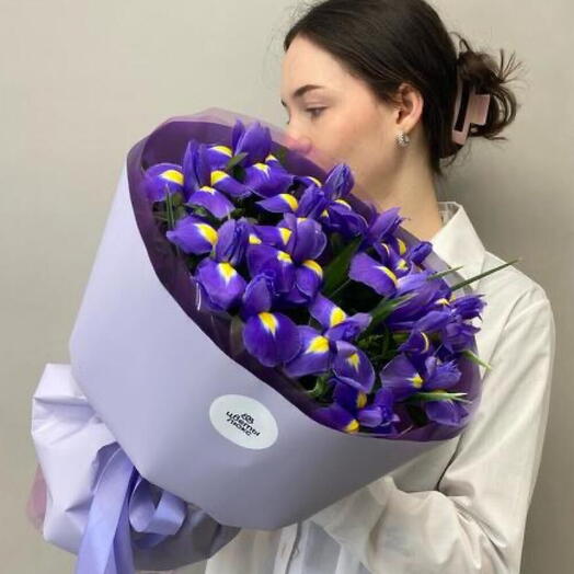 Букет из 15 Ирисов