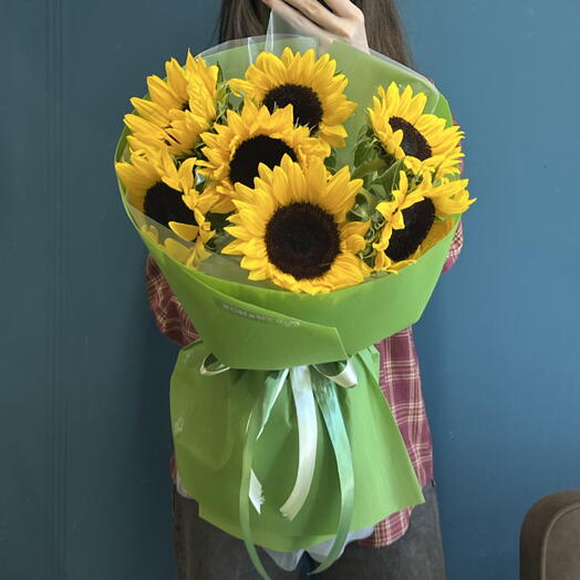 Букет ярких подсолнухов 🌻