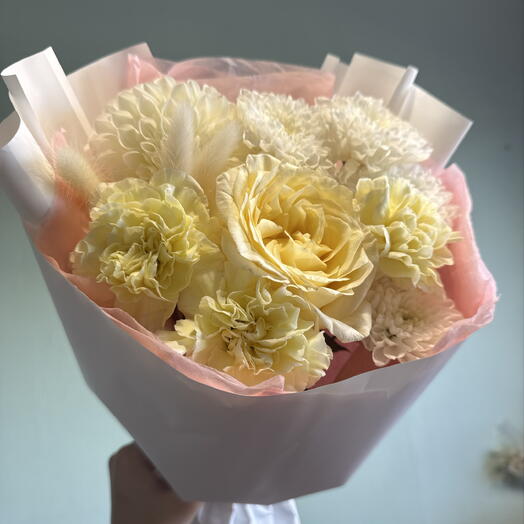 Букет из лимонных диантусов, розы канделайт, георгины, хризантемы 💕💐🍂