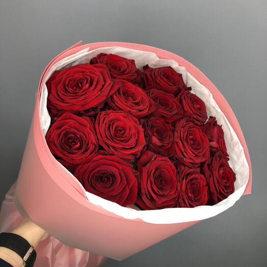 Классический букет из 15 ароматных красных роз🌺🌺🌺🔥🔥🔥🌺🌺🌺