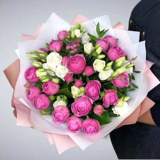 Ramo con rosa peonía y eustoma