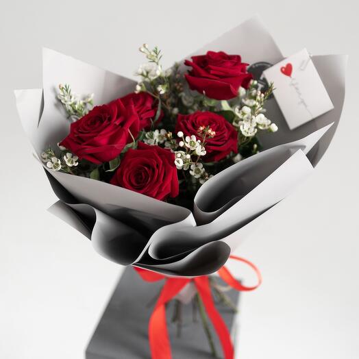 The bouquet is always burgundy