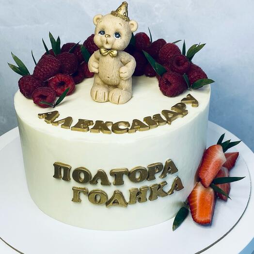 Торт 2кг фигурка+ягоды