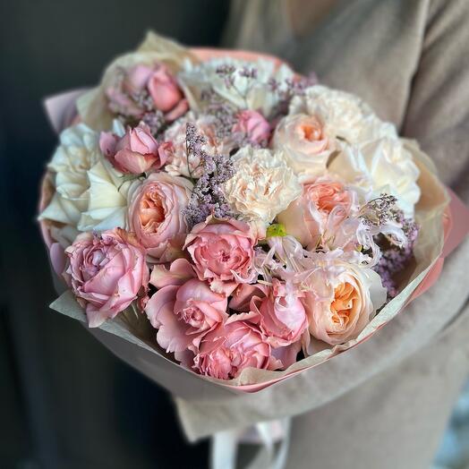 The author's bouquet of peony-shaped, fragrant roses "Pink Symphony"