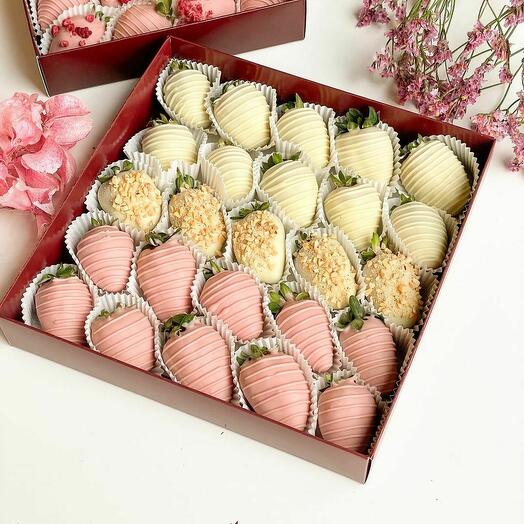 Клубничный бокс " Омбре"