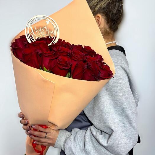 Ramo de 25 rosas ecuatorianas Premium en decoración floral