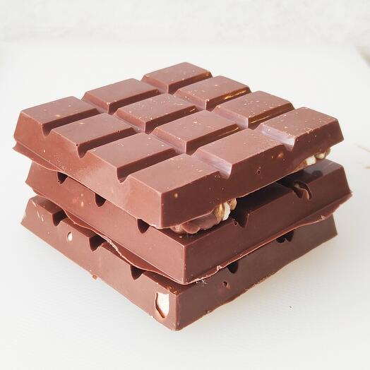 Молочный шоколад Bean-to-bar 40% с грецким орехом