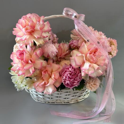 Корзина с цветами