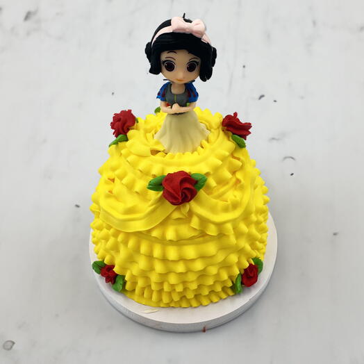 Bento Princess Cake - Miniature Cake with Fluffy Layers and Silky Buttercream Frosting