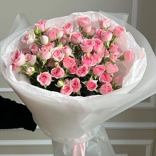Букет из кустовых розочек🌸