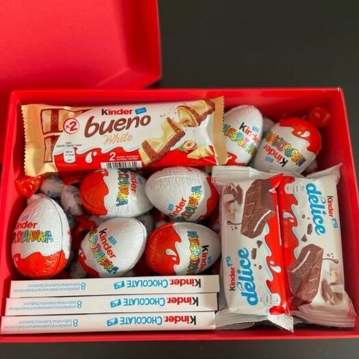 Сладкий бокс для тебя Киндер