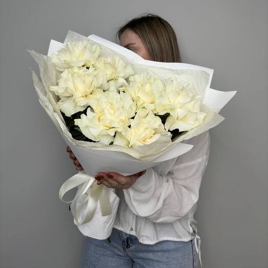 Ажурные белые розы
