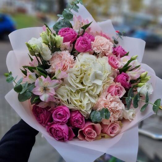 Bouquet of hydrangeas, bush roses, dianthus, roses