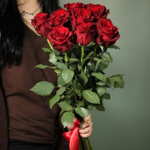 9 красных роз