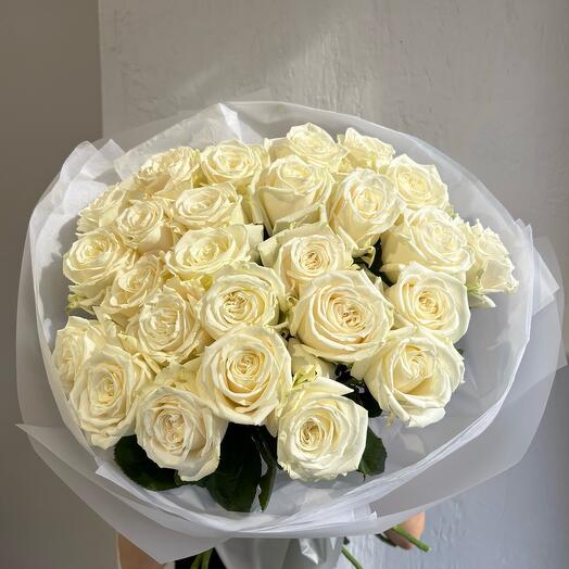 Букет из 25 белых роз