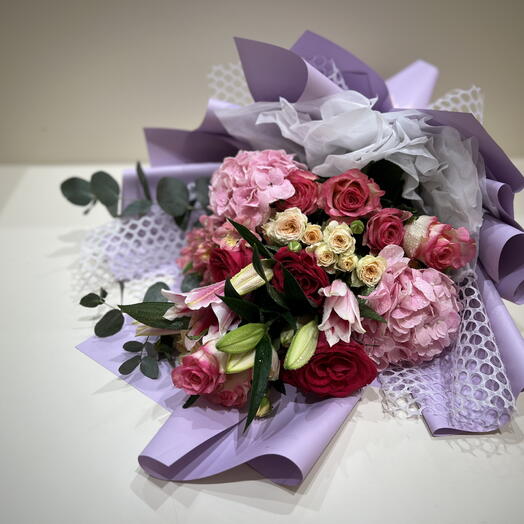 Sweet Romance flower bouquet