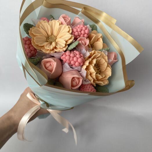 Bouquet of chocolate with fillings