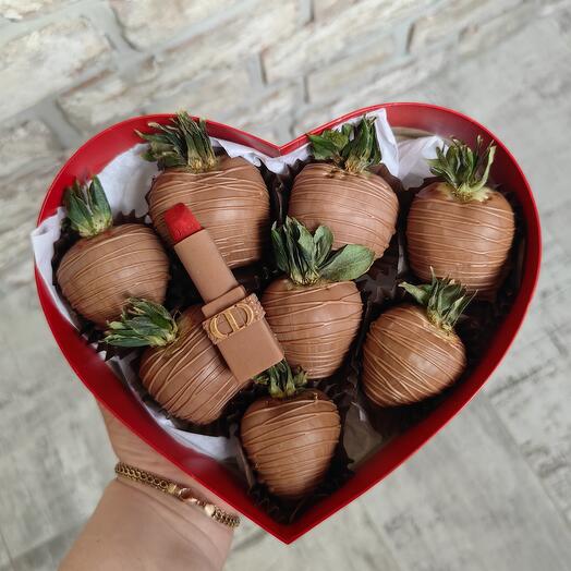 Клубника в шоколаде Love