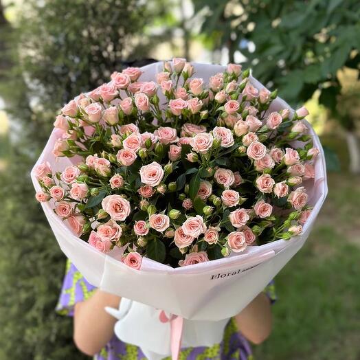 Букет из спрей роз
