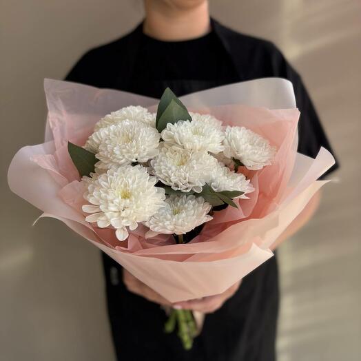 Bouquet 043 (букет из хризантемы с эвкалиптом)