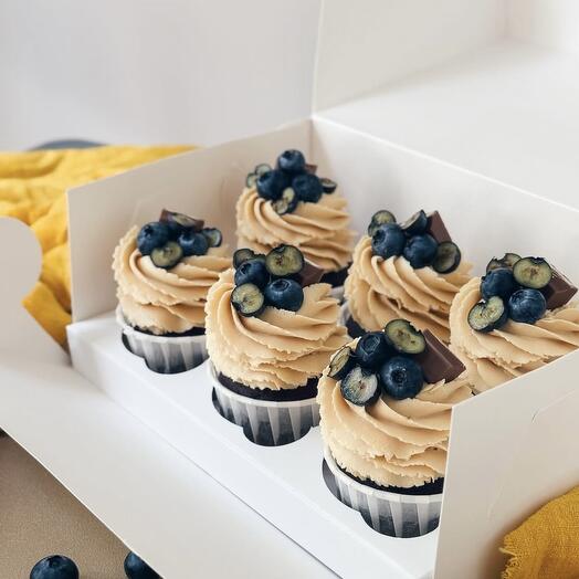 Шоколадные капкейки снежным кремом чиз🧁 оригина(ягодами голубика)